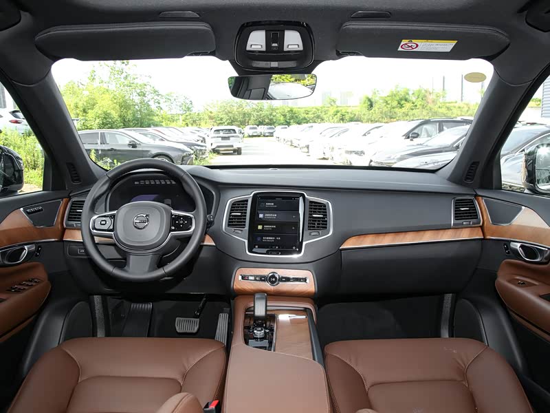 扬州沃尔沃XC90正在优惠，特价47.2万！现车充足