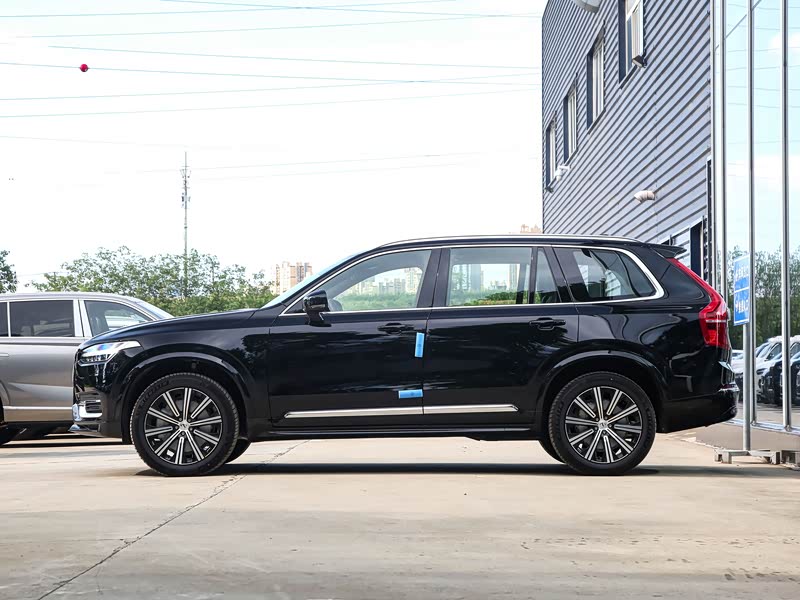扬州沃尔沃XC90正在优惠，特价47.2万！现车充足
