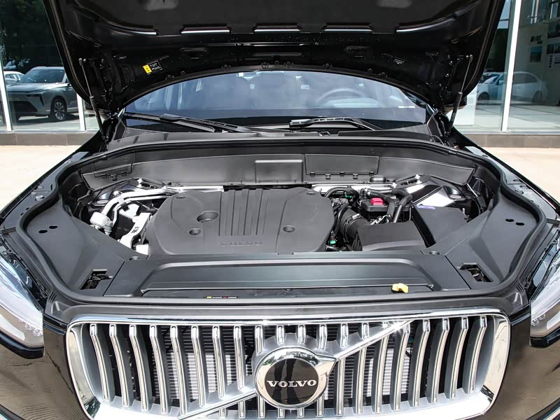 扬州沃尔沃XC90正在优惠，特价47.2万！现车充足